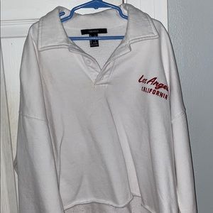 SUPER CUTE CALIFORNIA CROPPED SWEATER NEVER WORN!